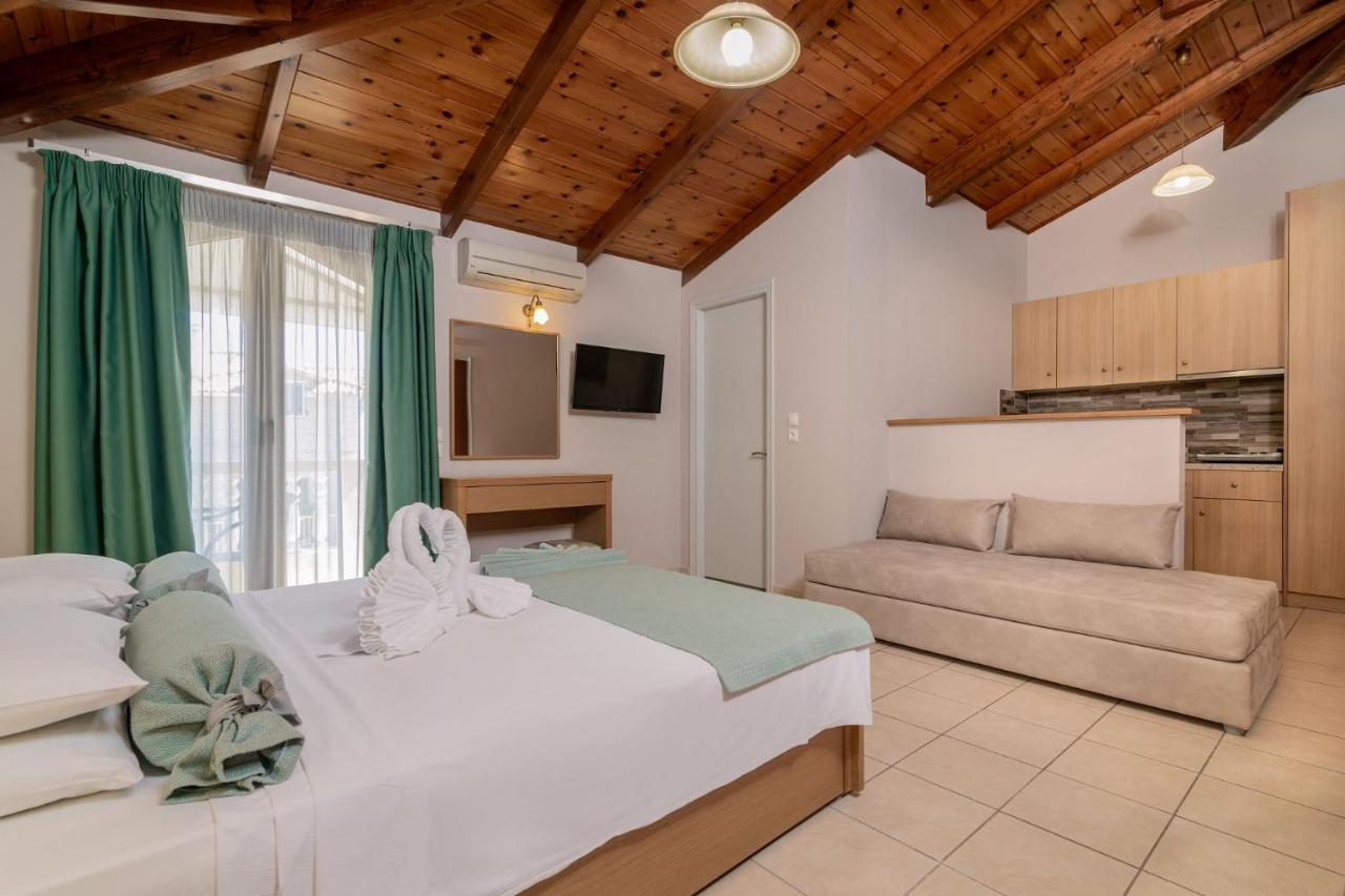 Plaka Beach Resort Vasilikí Eksteriør bilde