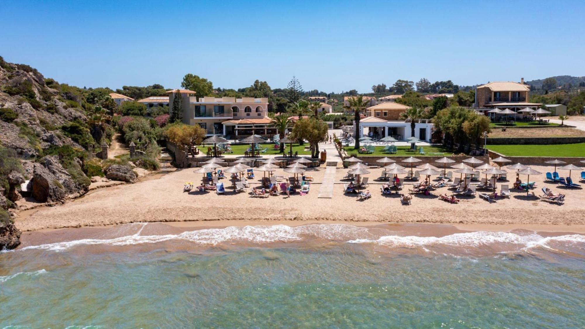 Plaka Beach Resort Vasilikí Eksteriør bilde